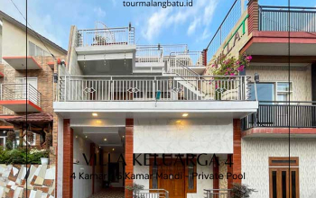 Villa Dengan Kolam Renang Outdoor di Batu, Villa Keluarga 4