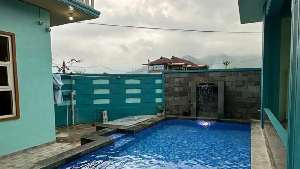 Villa 4 Kamar Murah