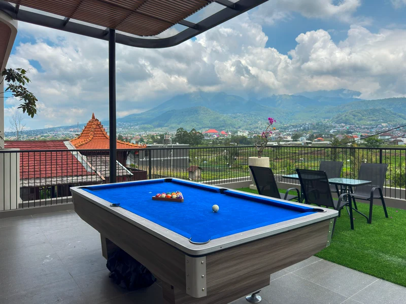 Villa Syariah Mewah 6 Kamar dekat Alun Alun Batu, Villa Salmah